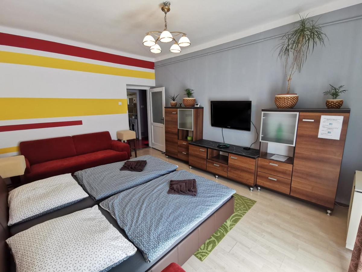 Smart Business Apartman Miskolc Exterior foto